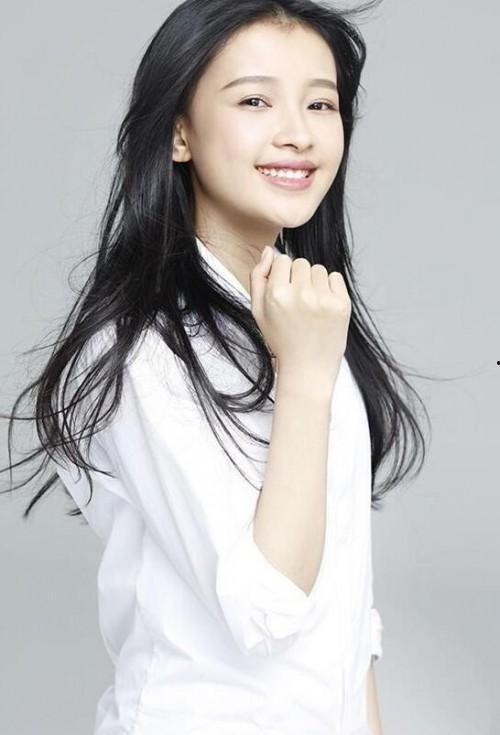 孙怡出道前爆料视频,揭秘娱乐圈背后的真相  第1张